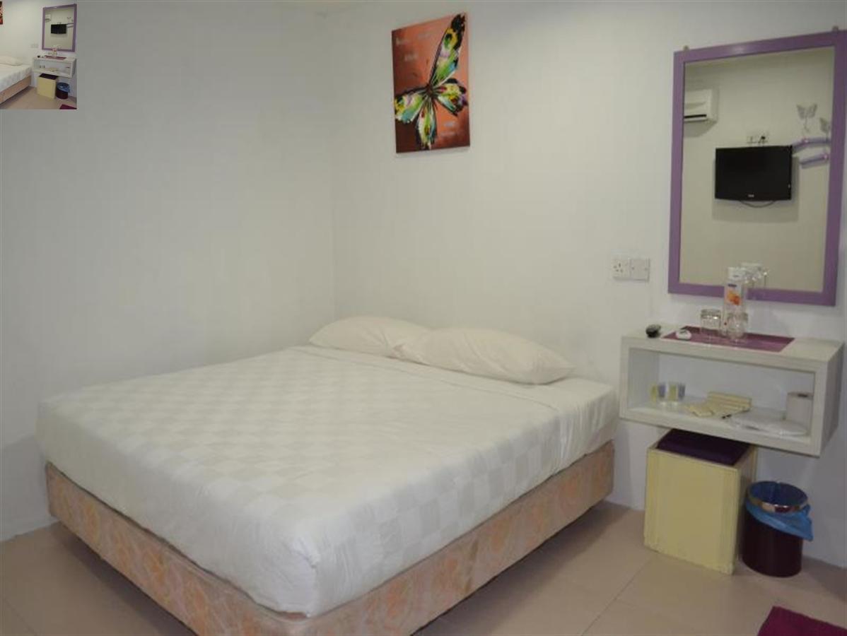 Lavender Hotel Teluk Intan Kültér fotó